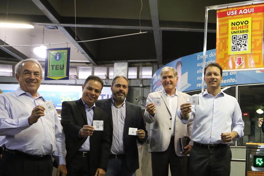 Apresentação da tecnologia para compra eletrônica de passagem da Trensurb - Local: Estação Mercado - Trensurb