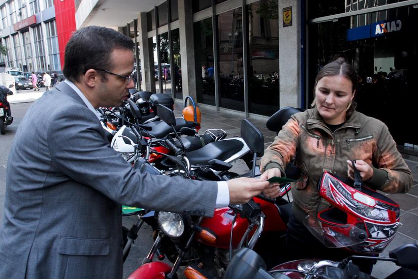 Ação busca reduzir acidentalidade com motos