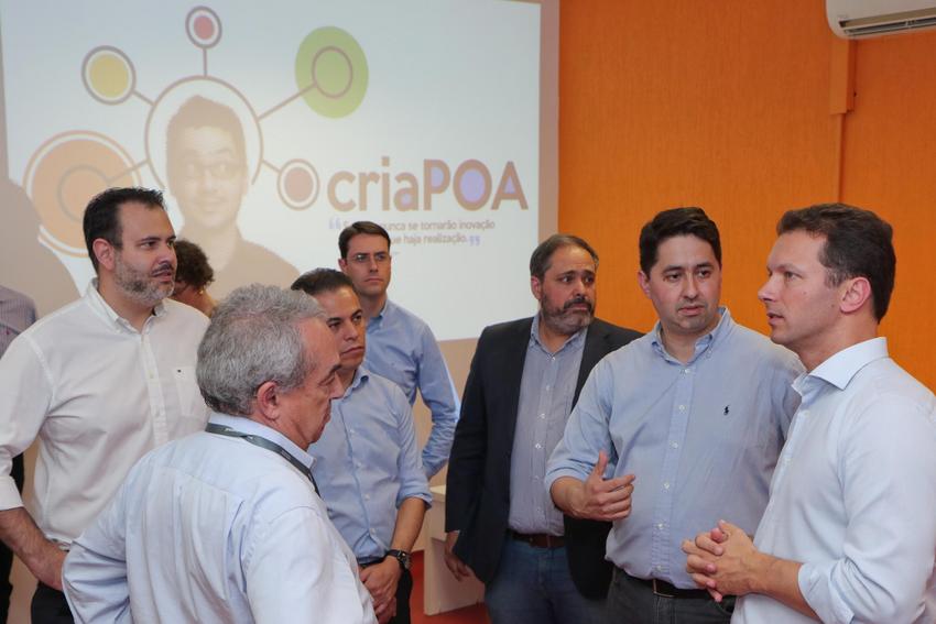 Lançamento do PoaHub e teste de carro elétrico