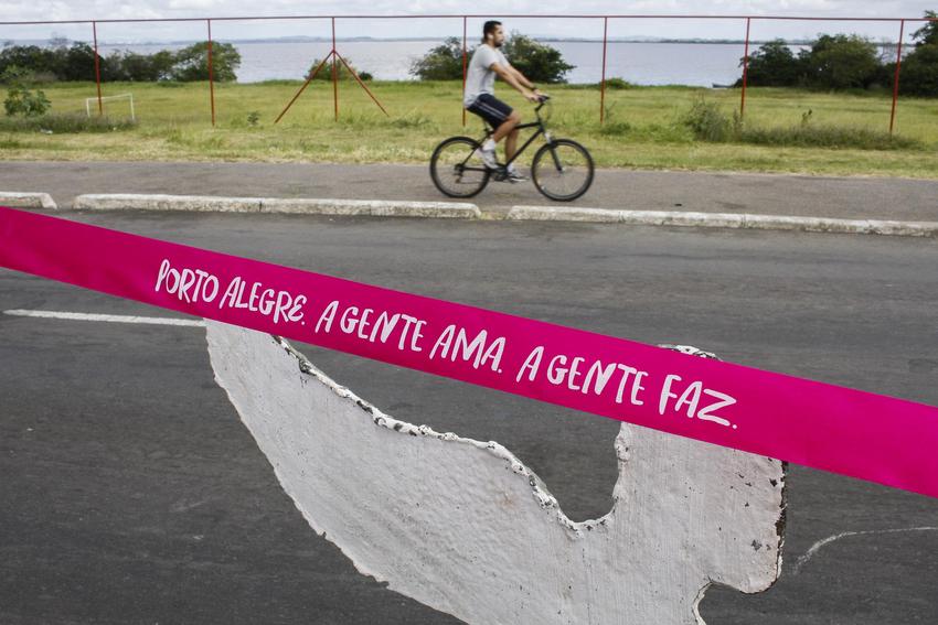 EPTC – Exposição Obras de Arte na Via. Local: Avenida Edvaldo Pereira Paiva 