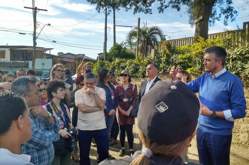 Secretário Ramiro Rosário conversou com moradores da Rua da Represa