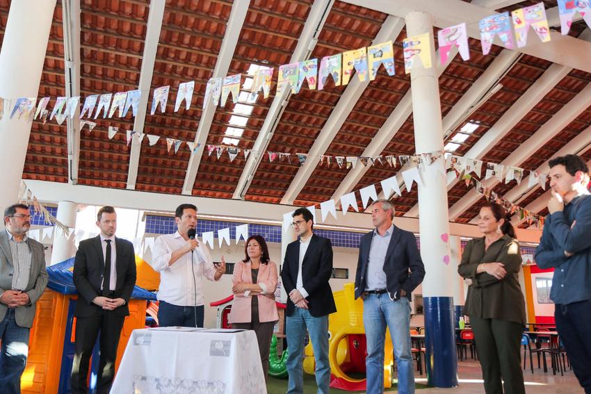 Prefeito assina decreto regulamenta parcerias com organizações da sociedade civil Local: EMEI Marieta Paixão Araújo