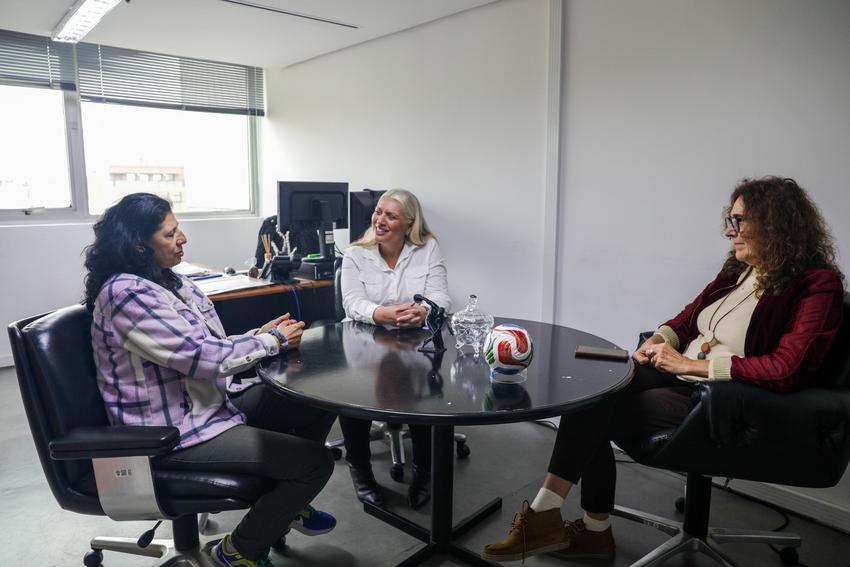 Na foto: Silvana Vilodre Gollner, pesquisadora sobre mulheres no futebol