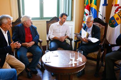 Reunião com o Presidente da Ocergs, Virgí­lio Peris