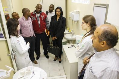 SMS recebe comitiva do Ministério da Saúde de Moçambique (Misau) e da Jhpiego Corporation, ONG da Johns Hopkins University (EUA). Grupo visitou a US Estrada dos Alpes. 