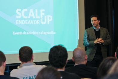 Prefeito palestra durante o lançamento do Programa Scale-UP da Endeavor Local: Espaço Voz 