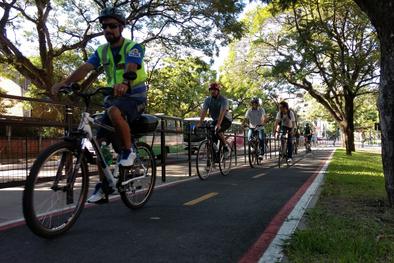 Passeio ciclístico realizado pela EPTC na Semana de Porto Alegre