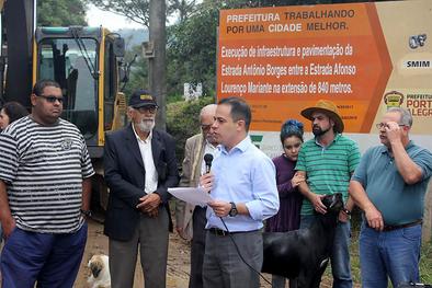 Prefeitura inicia obras de infraestrutura e pavimentação da Estrada Antônio Borges