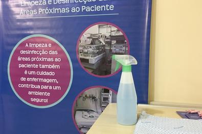 SMS, através CGVS/CMCIH, em ação da Campanha Municipal de Higienização do Ambiente do Paciente. Local: Hospital Porto Alegre