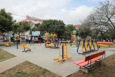 Inauguração da Academia ao Ar Livre  Local: Praça México