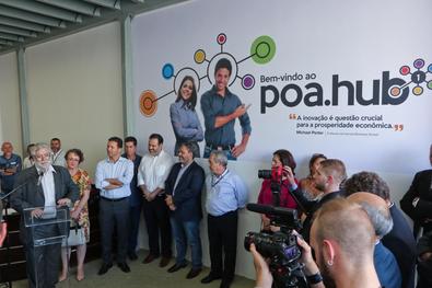 Lançamento do PoaHub e teste de carro elétrico