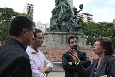 Prefeito Nelson Marchezan Júnior visita técnica ao monumento Júlio de Castilhos e início das obras de revitalização da Praça da Matriz