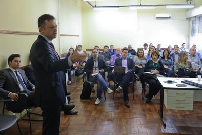 Curso de capacitação em PPPS Bruno Vanuzzi Secretário Municipal de Parcerias Estratégicas 