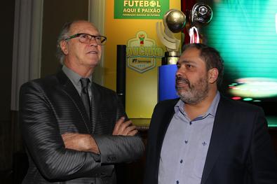 Vice-prefeito Gustavo Paim na cerimonia dos melhores jogadores do campeonato gaúcho 2017