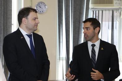 Posse do novo Superintendente da Receita Municipal, Teddy Biassusi, pelo secretário Leonardo Busatto. Local: Auditório do TART ( R. Uruguai, 277 – 12ª andar).