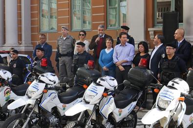 Prefeito Nelson Marchezan Júnior entrega motos e equipamentos para a Guarda Municipal 