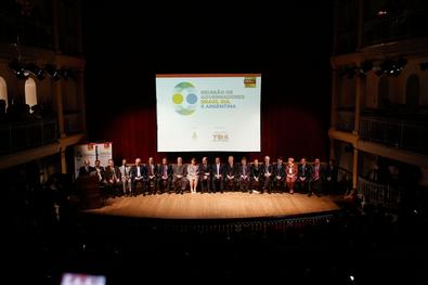 Abertura da reunião de governadores Brasil/Sul - Argentina