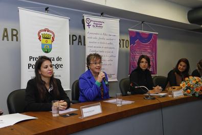 1° Seminário de valorização e formação dos diretos das mulheres de Porto Alegre Maria de Fátima Záchia Paludo, Secretárida de Desenvolvimento Humano