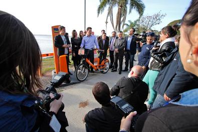 Apresentação do Novo Modelo de Bicicleta e de Estação do Sistema BikePoa Local: Estação BikePoa – Fundação Iberê Camargo