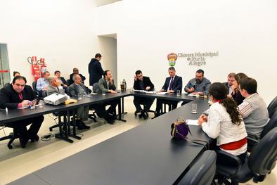 Reunião do secretário Municipal de Educação, Adriano Naves de Brito, com vereadores Local: CMPA