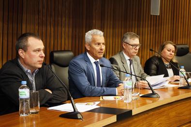 Sec. SMS, Erno Harzheim com a palestra "A Pactuação do Programa de Saúde na escola em Porto Alegre" no Seminário Qualificação e Adesão da Rede Pública ao Programa de Saúde na Escola de Porto Alegre. Local: Aud. MP
