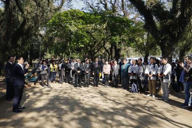 Prefeito em exercício Gustavo Paim na inauguração do Monumento Kotoji Toro