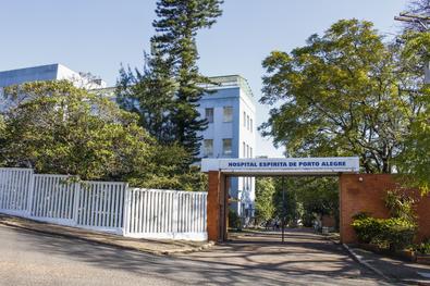 Fachada do Hospital Espiríta de Porto Alegre que abrigará o futuro Hospital Santa Ana. 