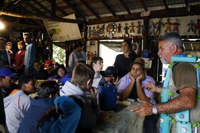 Alunos com deficiência das escolas municipais participam de atividade ambiental Local: Parque Marinha do Brasil