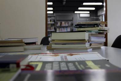 Doações de livros novos na Biblioteca da EGP