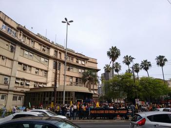 Manifestação do Simpa em Frente ao HPS.