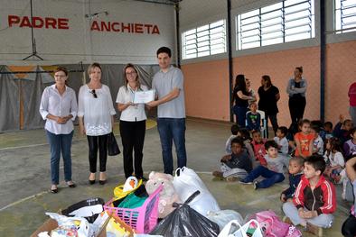 Seis abrigos receberam brinquedos da Campanha Brinquedo Solidário