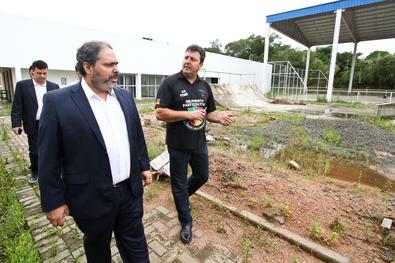 Vice-prefeito Gustavo Paim visita o CRIP Lomba do Pinheiro Local: CRIP Lomba do Pinheiro