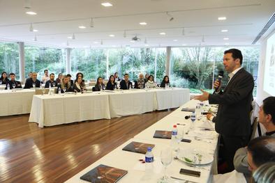 Prefeito Nelson marchezan Júnior palestra na Reunião-Almoço da Associação Riograndense dos Escritórios de Arquitetura (AsBEA-RS)