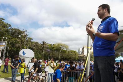 Rede Brasil AVC, com apoio da SMS, promove a prova "Correndo Contra o AVC" no Dia Mundial do AVC. Local: Parque Farroupilha (Redenção). 