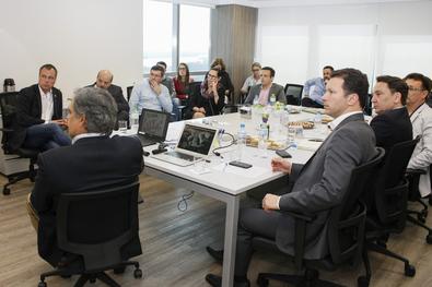 Prefeito Nelson Marchezan Junior, Sec. SMS Erno Harzheim e direção da AESC em reunião para apresentação dos projetos do Hospital Santa Ana (AESC). Local: Sede da Aesc R. Manoelito de Ornelas, 40 - 22º 