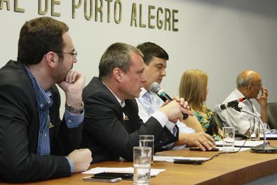 Audiência pública para apresentação do Relatório de Gestão da SMS do 2º Quadrimestre na Cosmam/Câmara Municipal de Porto Alegre Local: Plenário Ana Terra da CMPA