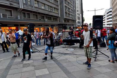 Lançamento da Semana Municipal de Hip Hop de Porto Alegre Local: Esquina Democrática 