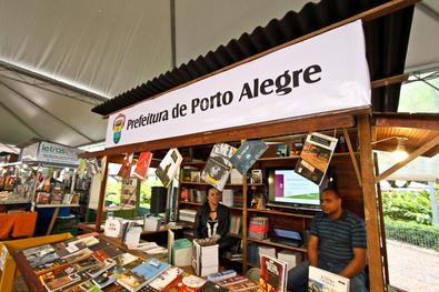 63ª Feira do Livro de Porto Alegre Local: Praça da Alfândega