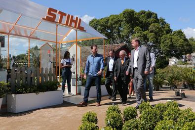 Ato de Entrega de equipamentos doados pela Stihl Ferramentas a PMPA Local: Winge Floricultura