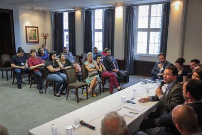 Reunião com a Frente Parlamentar de Recuperação do Centro Histórico Local: Associação Comercial de Porto Alegre