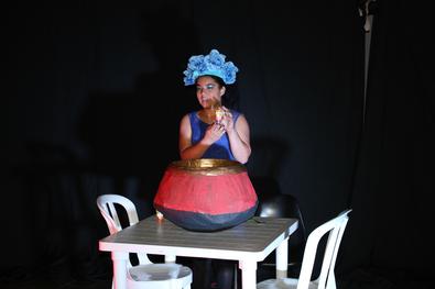 Projovem adolescente dá show de teatro com a Festa do Dia das Bruxas